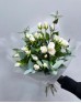 Букет 3 белых кустовых роз