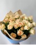 Букет 5 бежевых кустовых роз