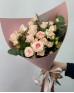 Букет 5 светло-розовых кустовых роз