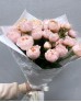 Букет 7 пионовидных кустовых роз