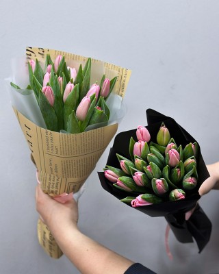 Букет 19 нежно-розовых тюльпанов